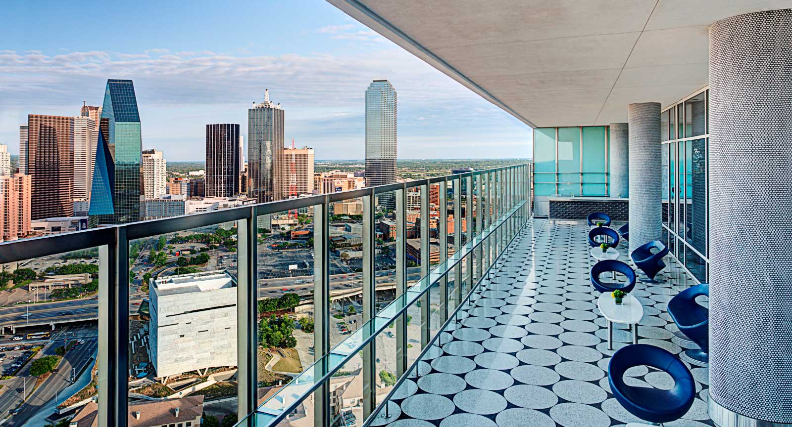 Dallas-Arts-District-W-Hotel